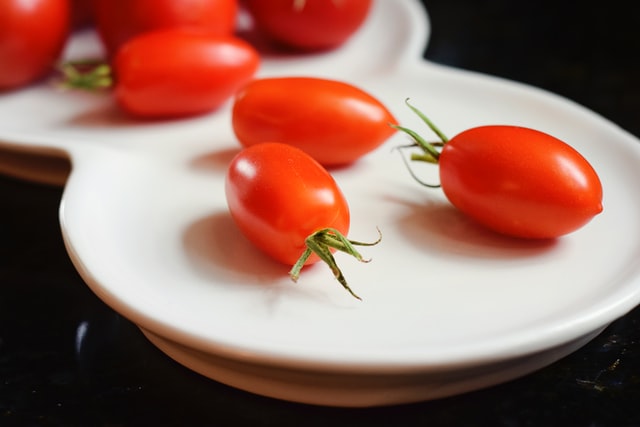 - 10 Beneficios del Tomate para la Salud con Base Cientifica
